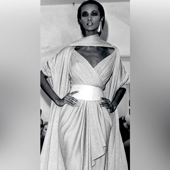 Donna Karan Spring 1987 Runway Cayman Alligator Contour Belt - Picture 15 of 16